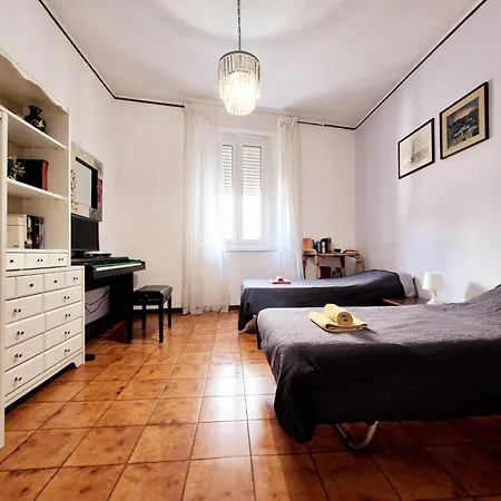Camera Con Vista B&B-2